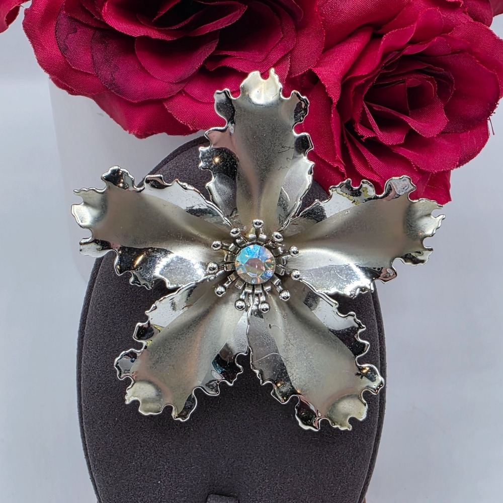 Vintage Silver Tone Flower Brooch Aurora Borealis Crystal Center Pin Glamorous